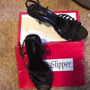 Women’s black heels